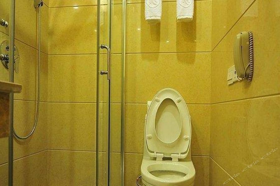 Chonpines Hotel Аншун Екстериор снимка